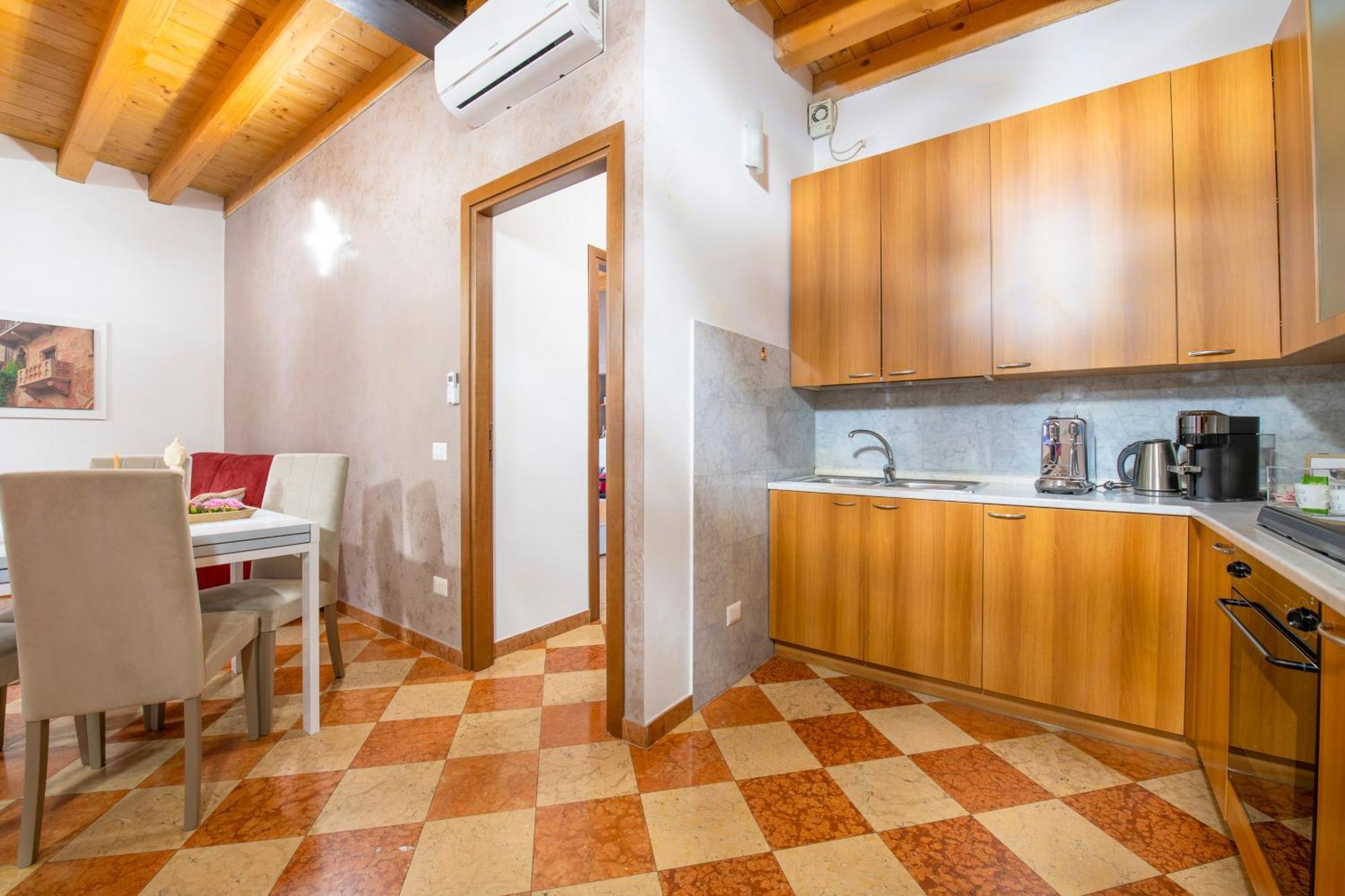 Palace Home Mazzini ヴェローナ エクステリア 写真